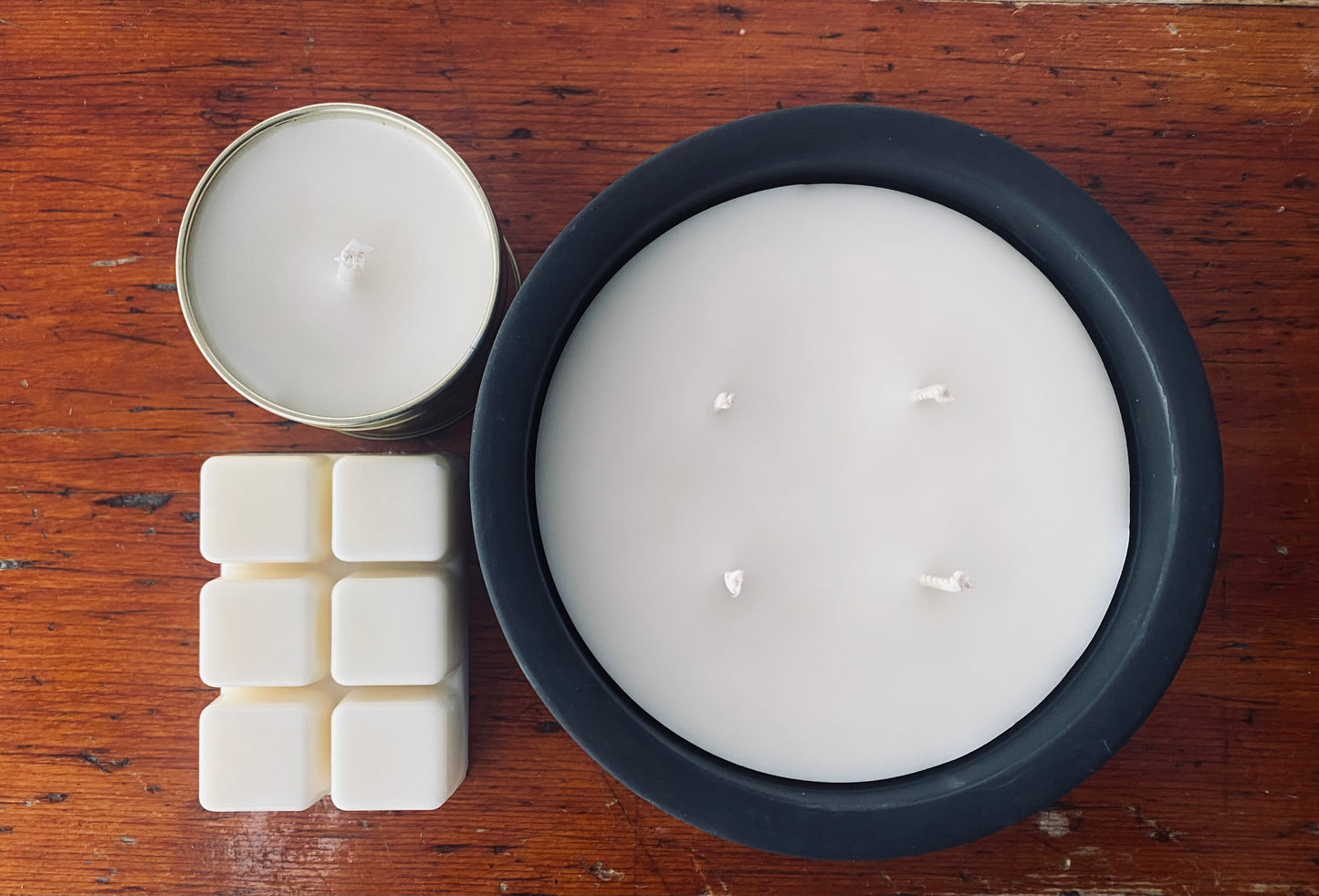 Smells Like - hand-poured candle - 100% natural Rapeseed Candle Wax, Coconut Candle Wax & Beeswax Candle Wax -Made in Wicklow Ireland